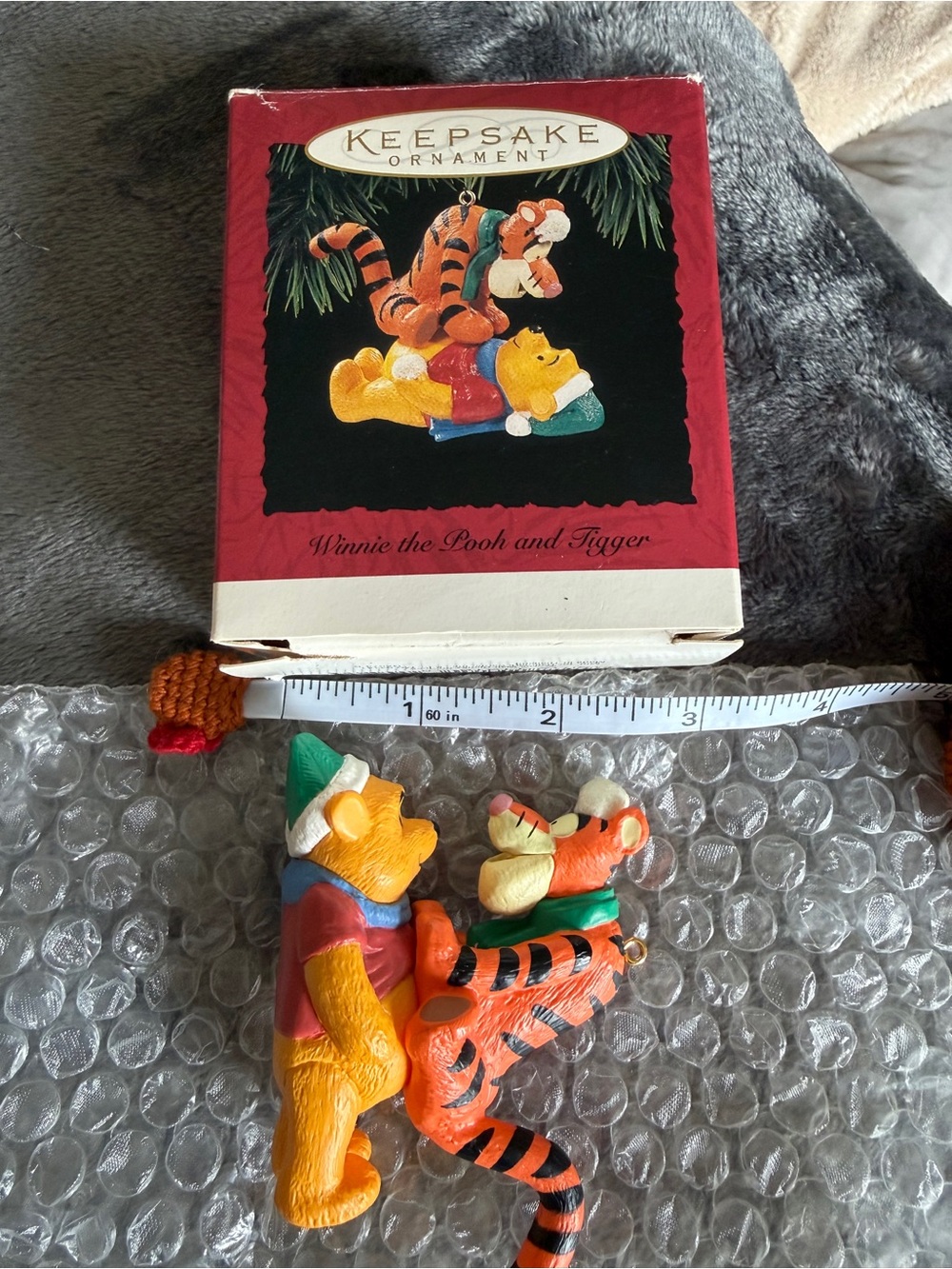 1994 Vintage Disney Winnie the Pooh & Tigger Hallmark Collectible Ornament - Picture 8 of 9
